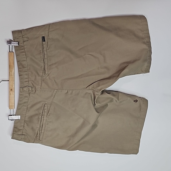 Volcom tan 36" waist shorts - Picture 4 of 7